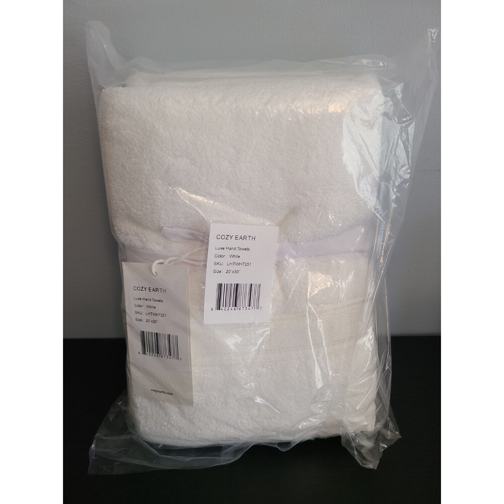 NWT Cozy Earth Luxe Hand Towels White (SET OF 2) 20" x 30" Cotton Bamboo